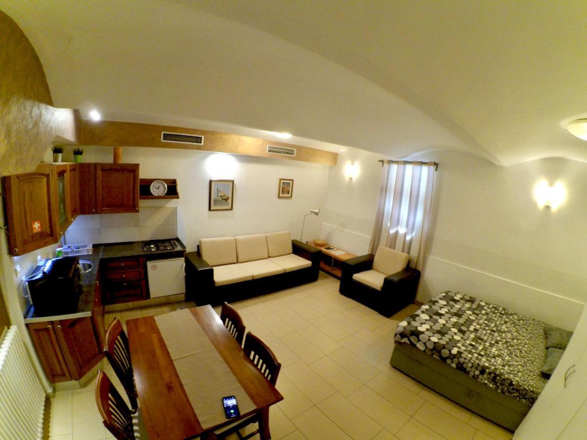 זאגרב Carla Studio Apartment מראה חיצוני תמונה