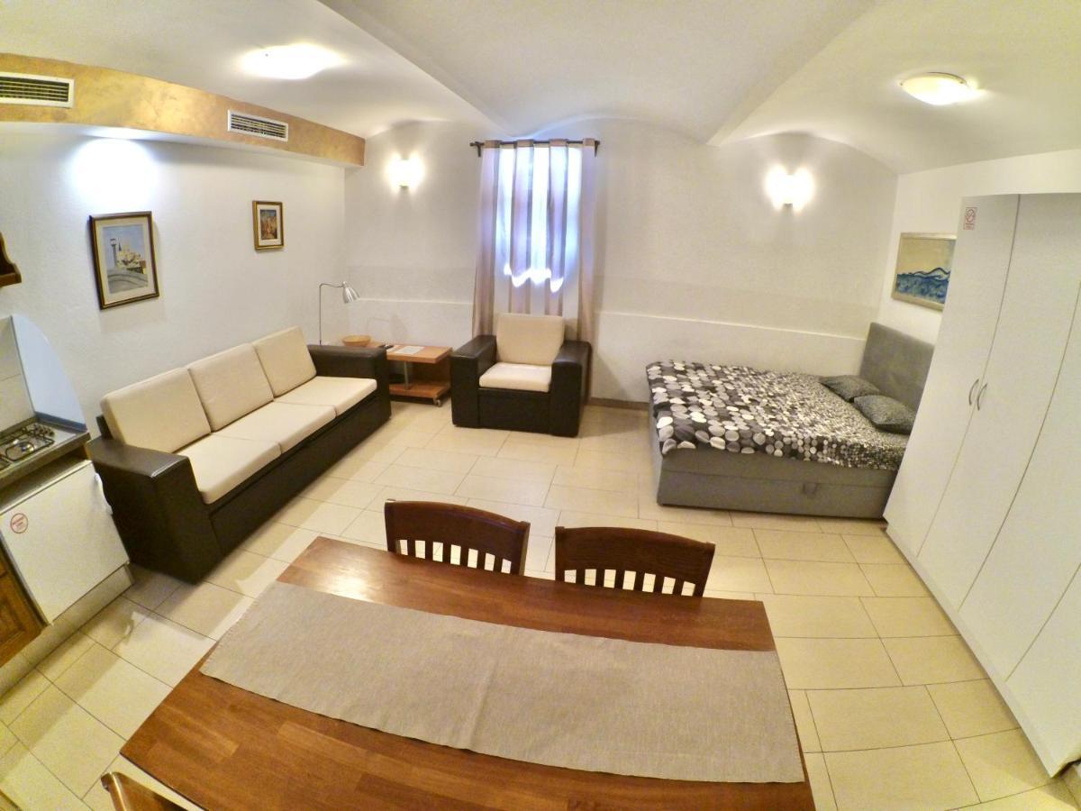 זאגרב Carla Studio Apartment מראה חיצוני תמונה